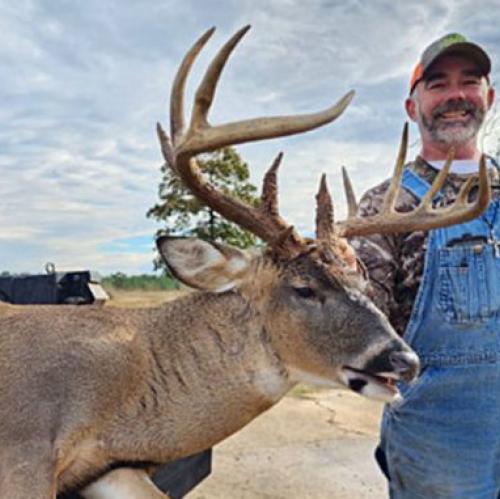 Sabine Parish Buck shot by Casey Carrington