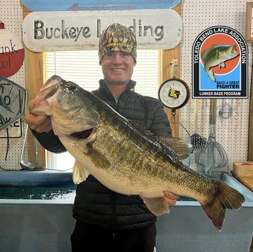 Levi Thibodaux and a 11lb bass
